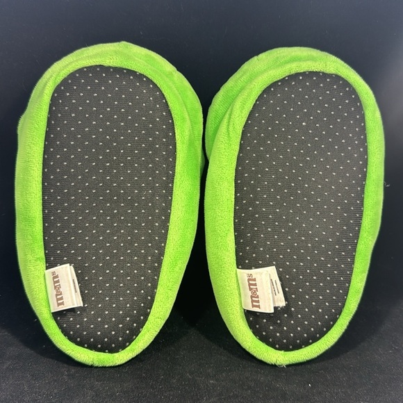 2 pair Kids M&M Character Slippers - Kids 9/10 - Picture 5 of 8